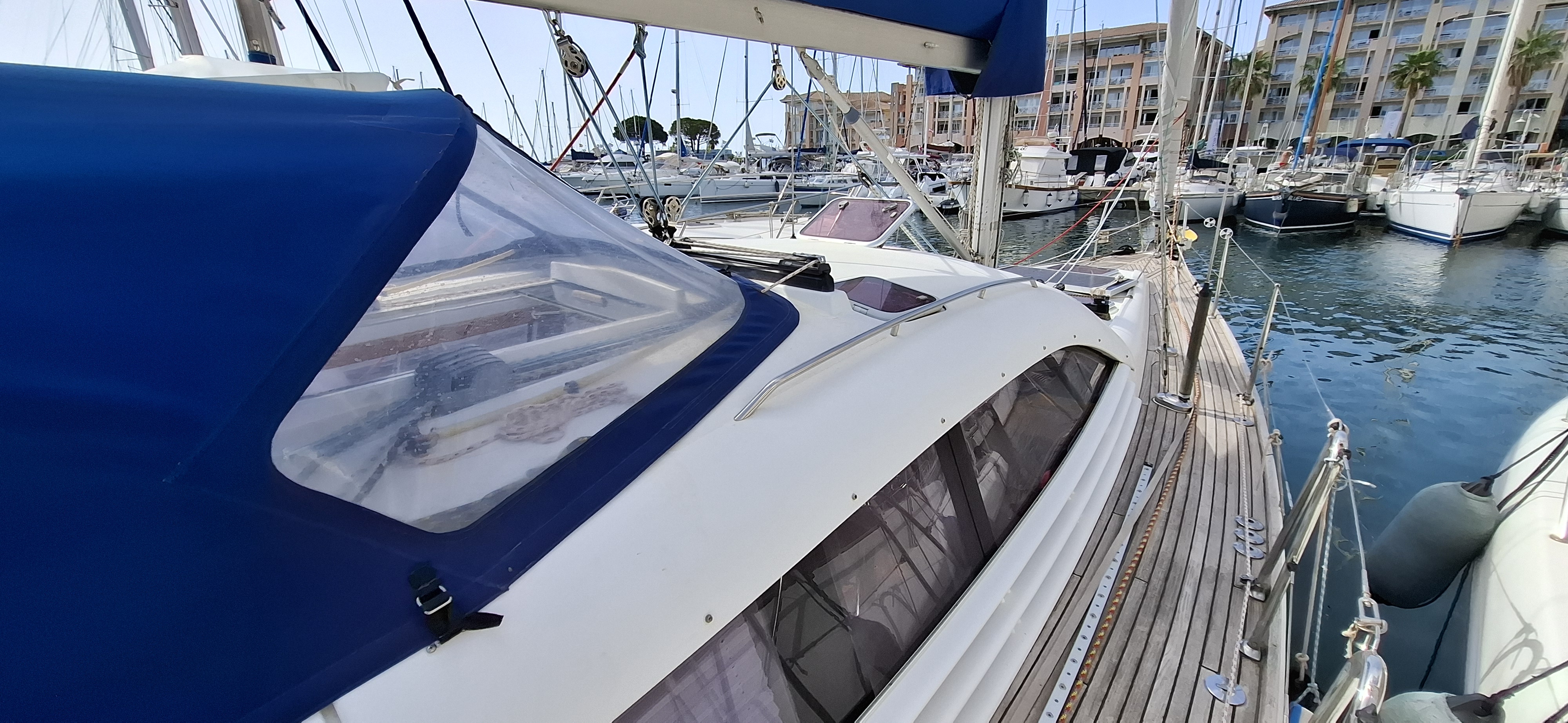 slider 6 Wauquiez Pilot Saloon 41